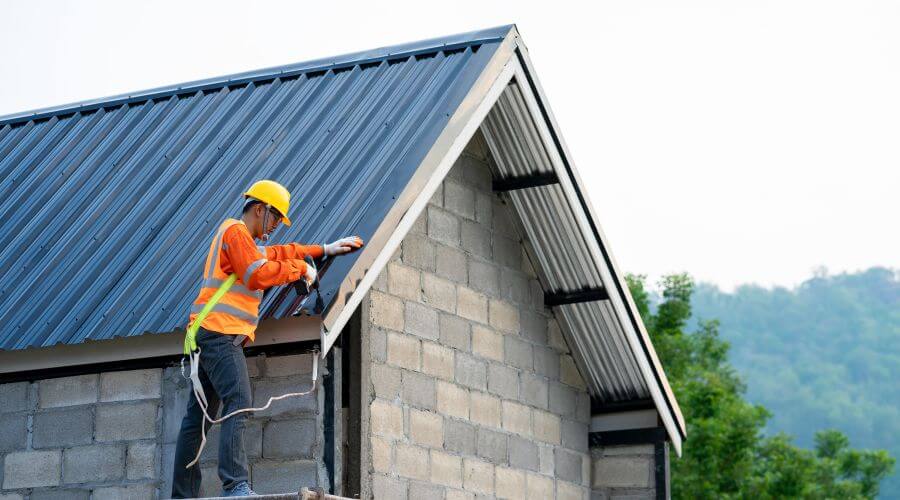 Expert Emergency Roof Repairs services in Fairhope, AL